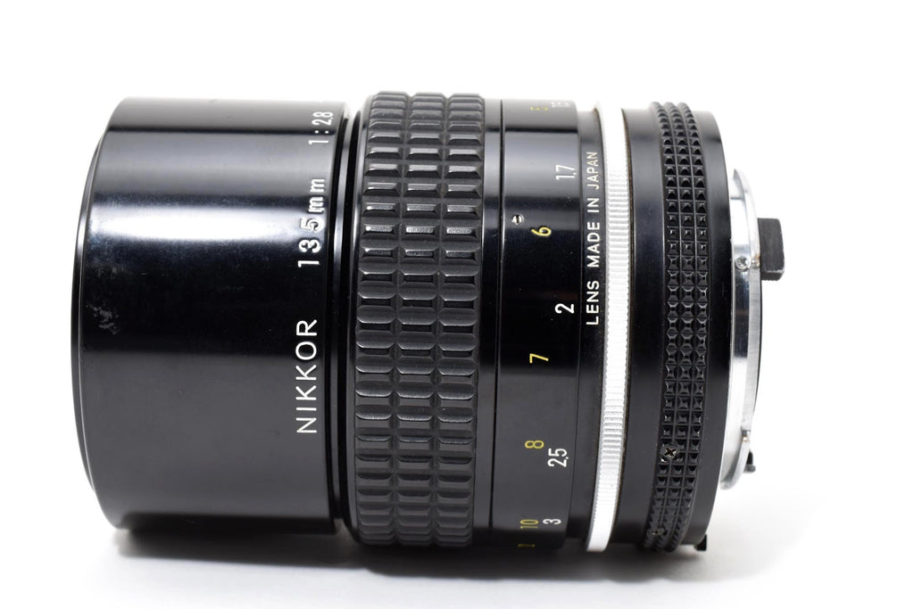 ★美品★ ニコン Nikon AI NIKKOR 135M 2.8 単焦点 MFレンズ ★ #8697