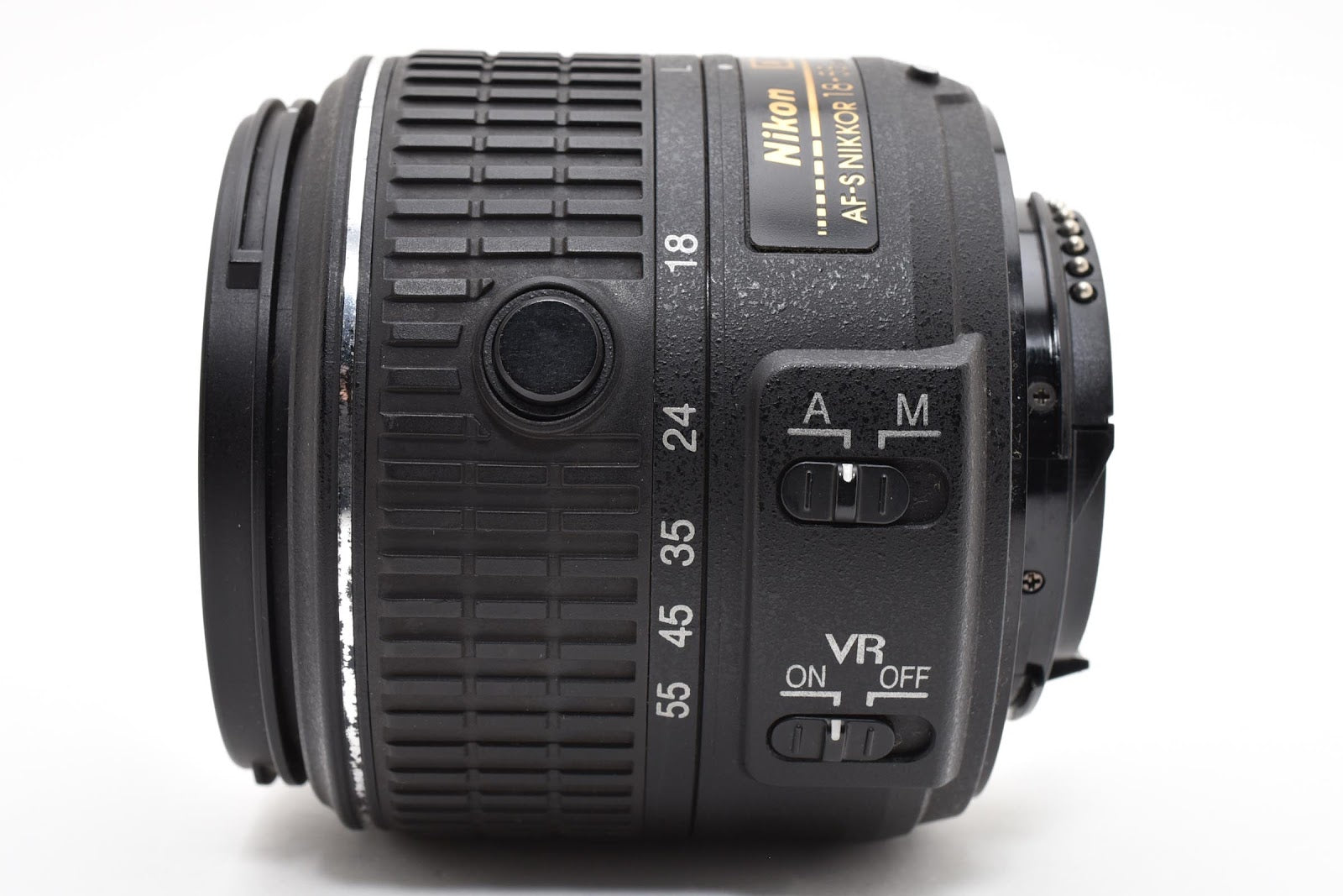 ★美品★ ニコン Nikon AF-S DX NIKKOR 18-55MM F3.5-5.6G VR II ズームレンズ ★ #8757