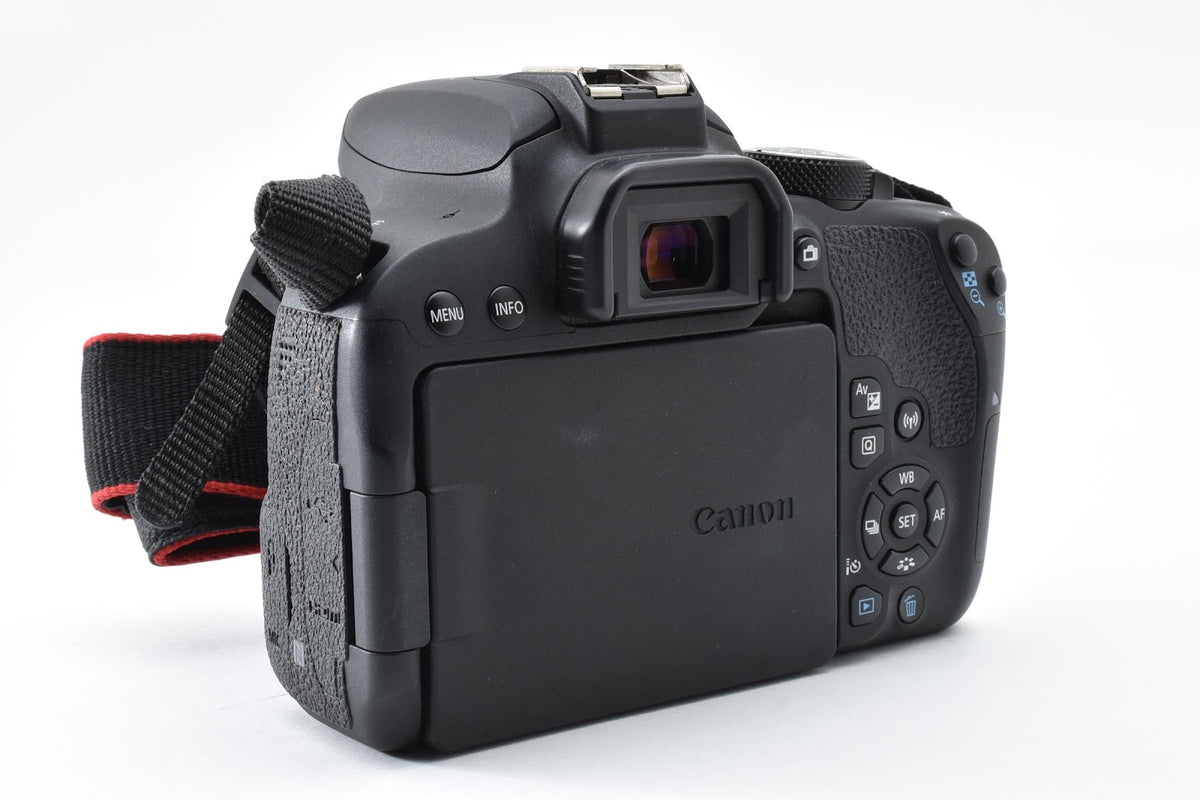 ★良品ショット数11496回★ キヤノン CANON  EOS KISS X9i ダブルレンズ デジタル一眼レフ バッテリー充電ケーブル付き★ #9370