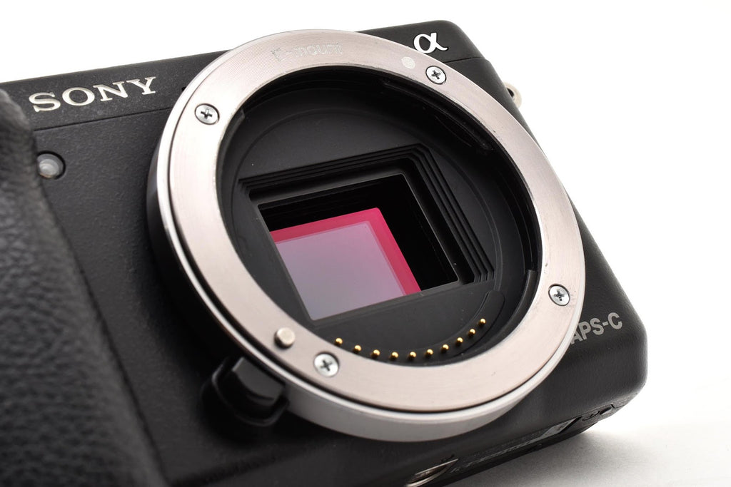 ★良品★ ソニー SONY NEX-6 ボディ ミラーレス一眼 充電ケーブル付き 動作良好 ★ #9311