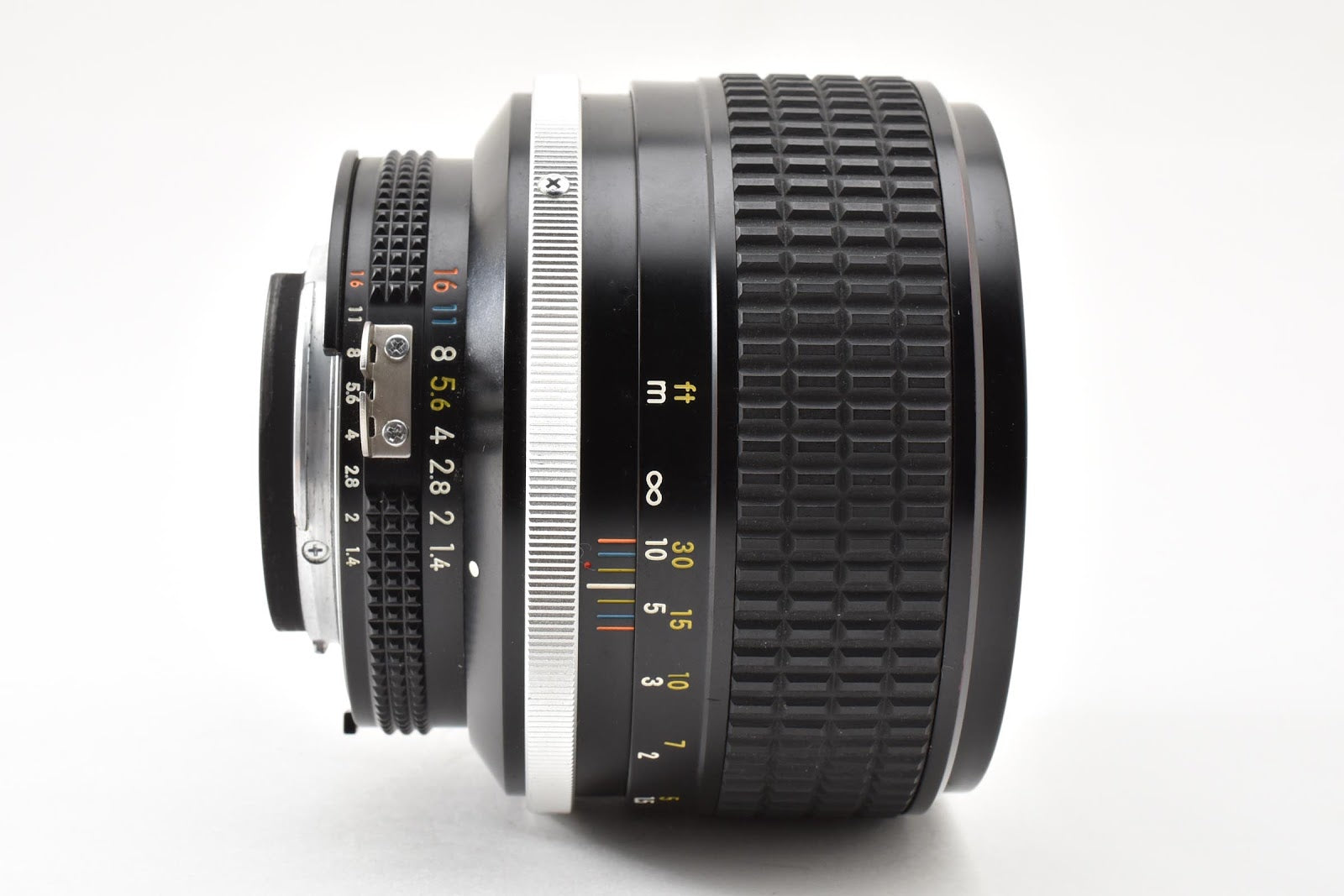 ★美品★ ニコン Nikon AI-S 85MM F1.4 シリアル194938 交換レンズ ★ #8820