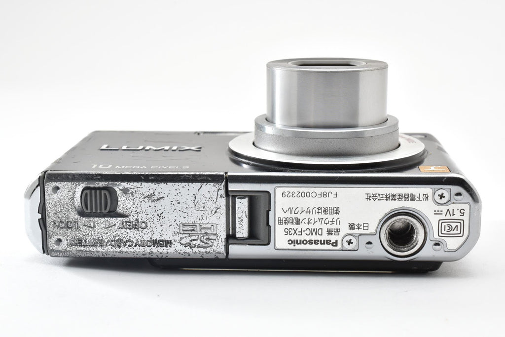 ★ パナソニック Panasonic DMC-FX35 コンパクトデジタルカメラ 動作確認OK 塗装ハゲ・傷・液晶黄ばみも撮影に影響なし ★ #9136