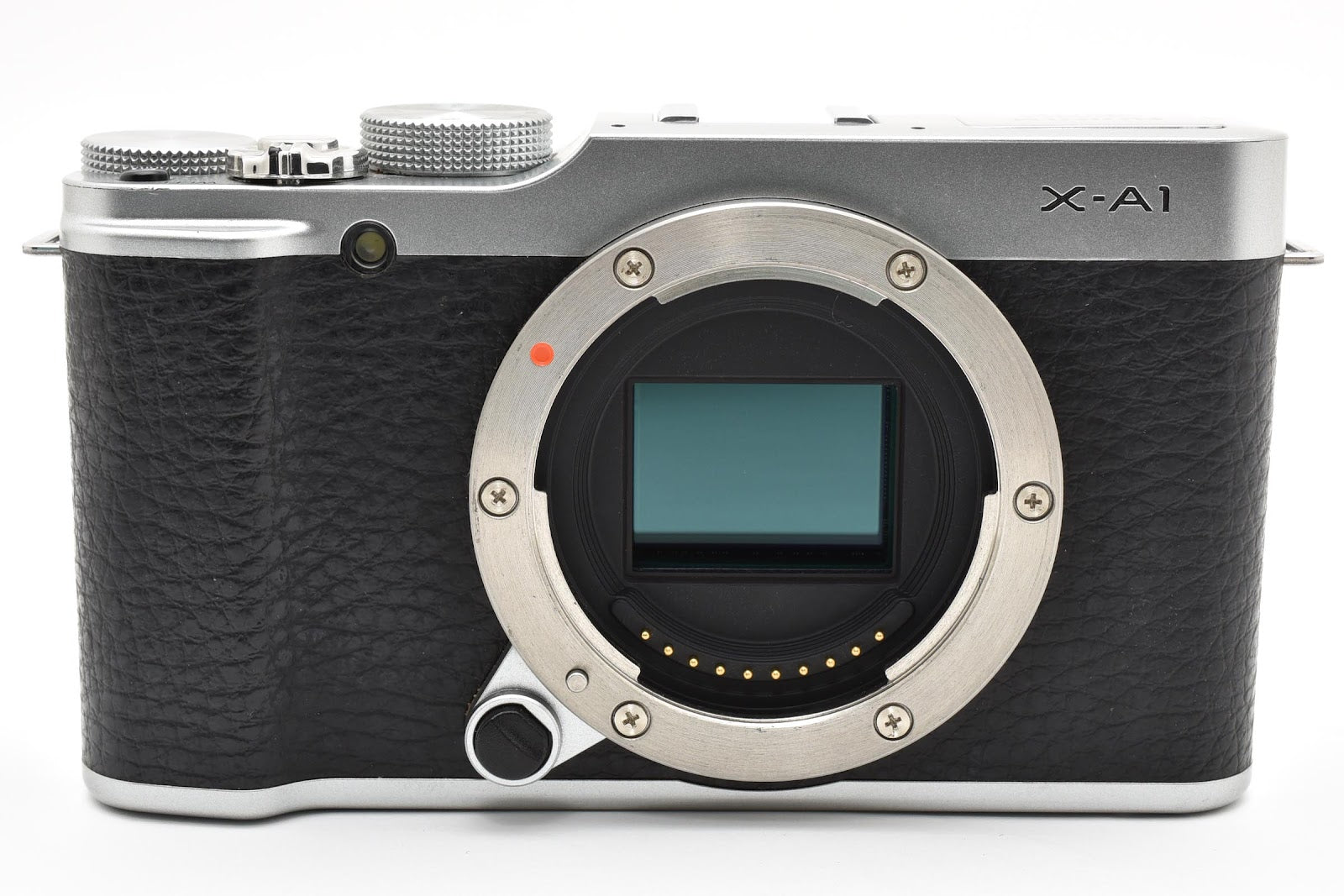 ★良品★ フジフイルム FUJIFILM X-A1 ボディ シルバー ミラーレス一眼 【1630万画素】 ★ #8628