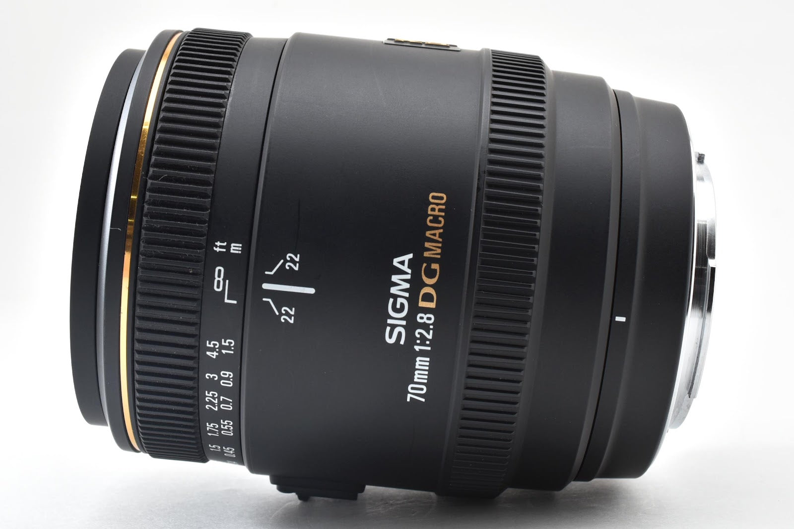 ★良品★ シグマ SIGMA MACRO 70MM F2.8 EX DG ソニー用 レンズ ★ #9154