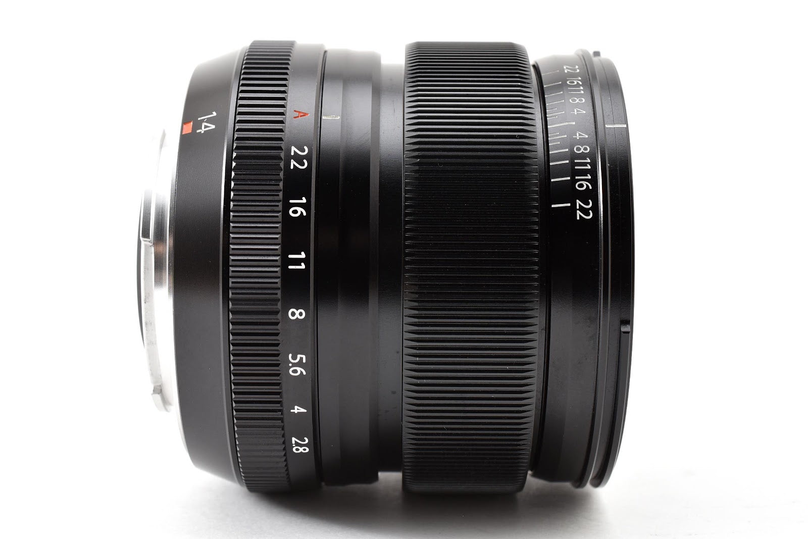 ★良品★ フジフイルム FUJIFILM SUPER EBC XF14mm F2.8 R 単焦点レンズ ★ #8986