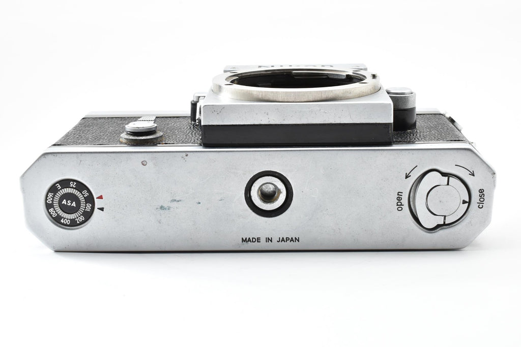 ★良品★ ニコン Nikon F 中期 アイレベル ボディ シルバー フィルムカメラ ★ #8940