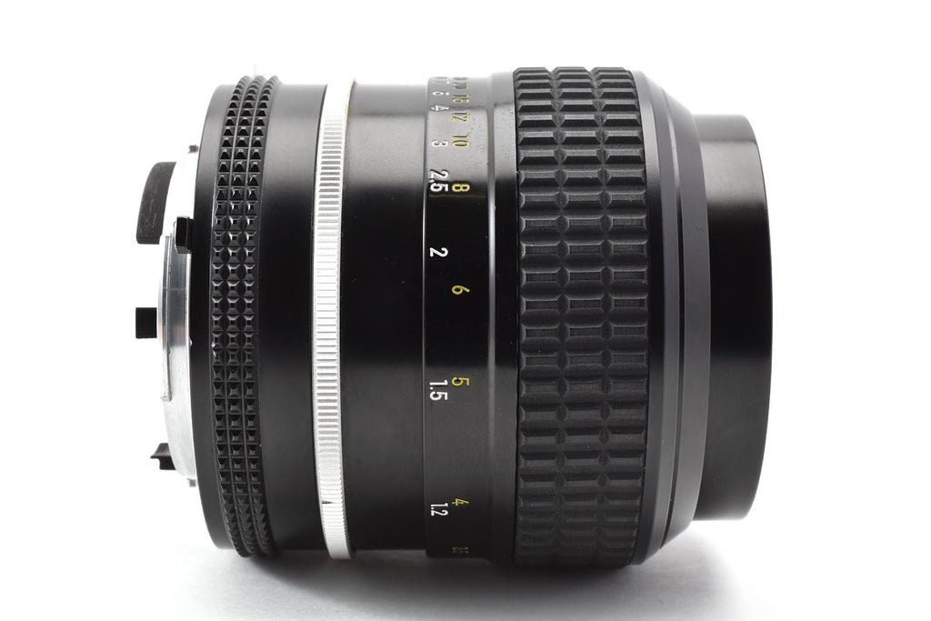 ★美品★ ニコン Nikon AI 105MM F2.5 MF 単焦点レンズ ★ #9018