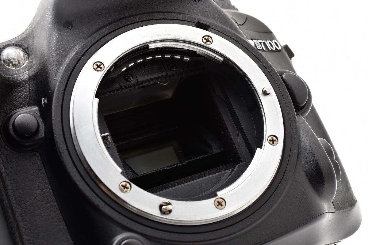 ★良品★ ニコン Nikon ショット数115,677回 D7100 ボディ デジタル一眼レフ ★ #9452