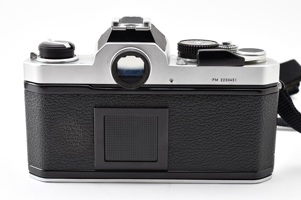 ★美品★ ニコン Nikon FM シルバー ボディ フィルムカメラ 説明書/発売時値札付き ★ #8966
