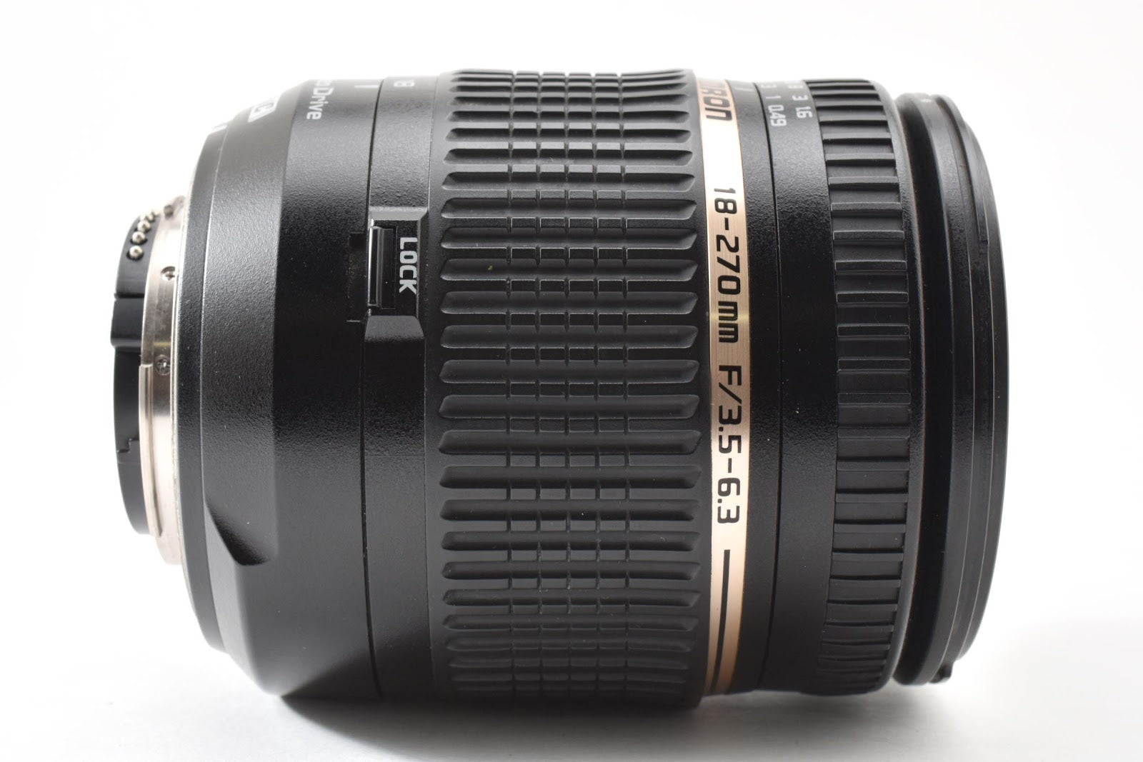 ★良品★ タムロン TAMRON 18-270MM F3.5-6.3 DI II VC PZD ニコン ズームレンズ ★ #8980