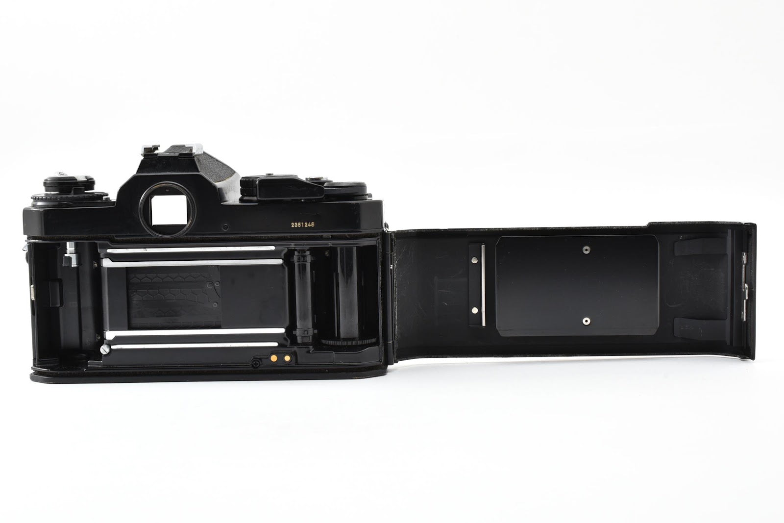 ★良品★ ニコン Nikon FE2 ボディ ブラック フィルムカメラ 235万台 ★ #9035