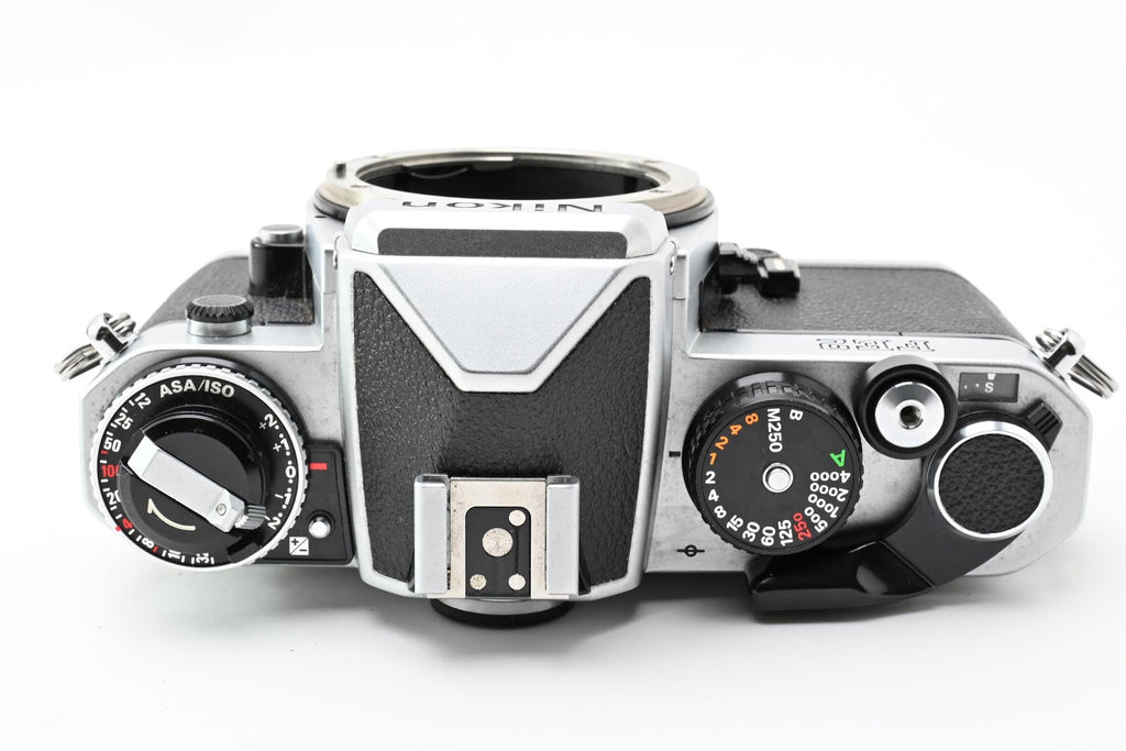 ★良品★ ニコン Nikon FE2 ボディ シルバー フィルムカメラ ★ #9009