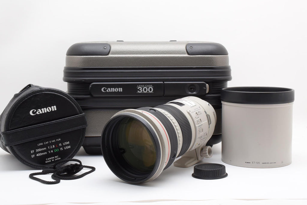 ★良品★ キヤノン CANON EF300MM F2.8L IS USM レンズ ケース付き 鍵あり ★ #8944