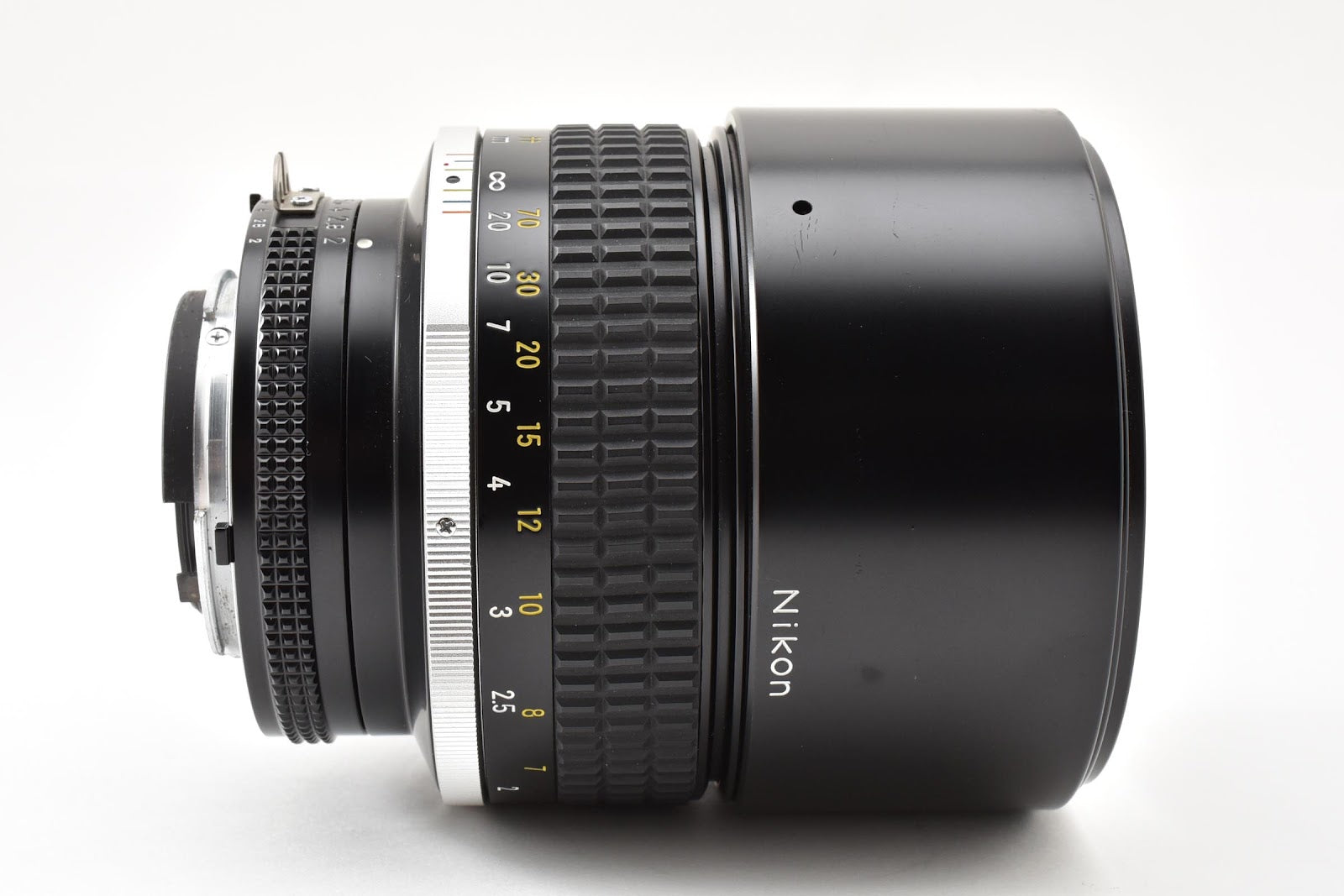 ★極上品★ ニコン Nikon AI-S 135MM F2 カメラレンズ 極上 クリア光学 動作良好 ★ #8821