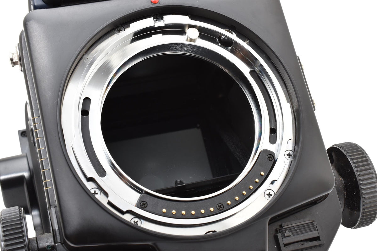 ★動作品★ マミヤ Mamiya RZ67 PROFESSIONAL ボディAE プリズムファインダー II FE701 220フィルムホルダー 中判カメラ ★ #8579