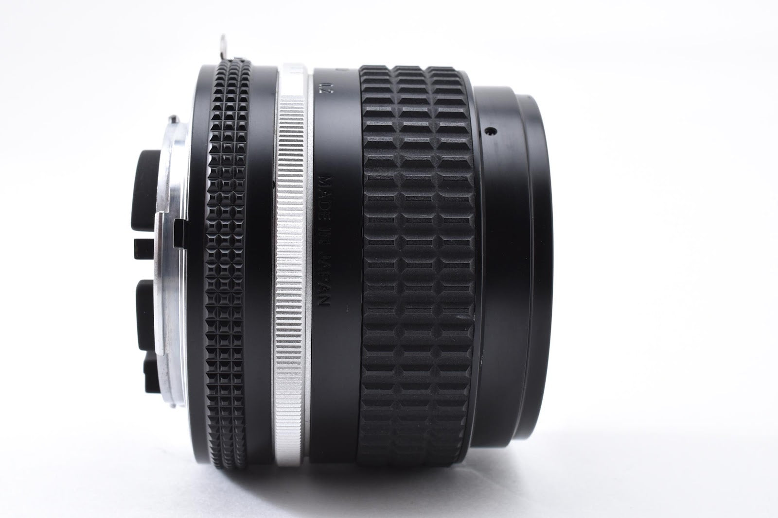 ★美品★ ニコン Nikon AI-S NIKKOR 28MM F2.8 単焦点レンズ フィルムカメラ用 美品 動作良好 光学クリア ★ #8950