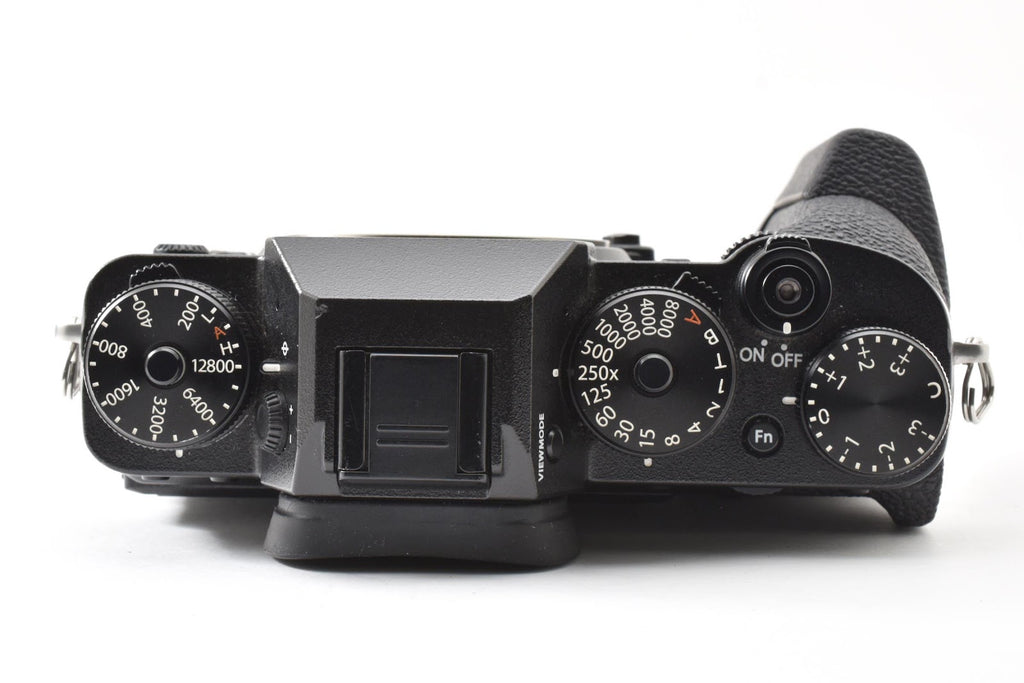 ★美品ショット数10,806回★ フジフイルム FUJIFILM X-T2 ボディ ブラック MHG-XT2 メタルハンドグリップ付き デジタル一眼 ★ #8990