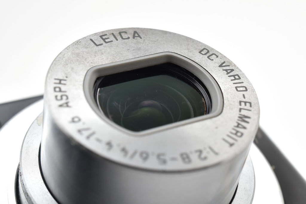 ★ パナソニック Panasonic DMC-FX35 コンパクトデジタルカメラ 動作確認OK 塗装ハゲ・傷・液晶黄ばみも撮影に影響なし ★ #9136