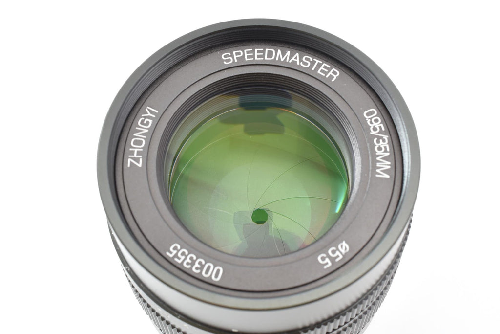 ★美品★ 中一光学 SPEEDMASTER 35MM F0.95 II (フジフイルムX用) ケース付き 交換レンズ ★ #9037