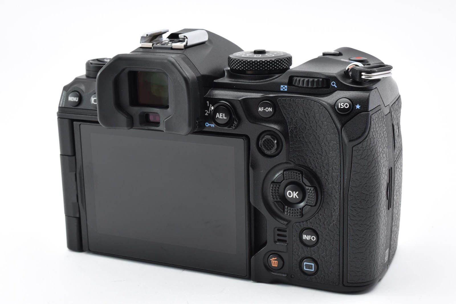 ★良品ショット数3820回★ OM SYSTEM OM-1 MARK II ボディ ミラーレス一眼 ★ #8862