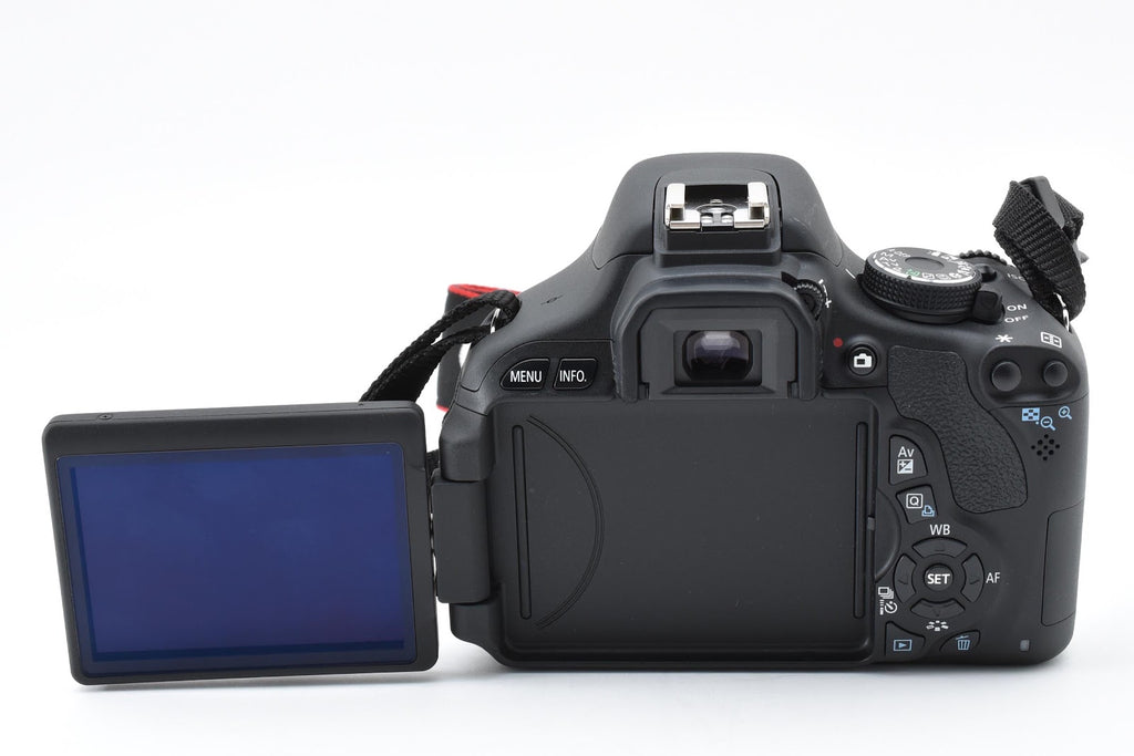 ★良品ショット数僅か3回★ キヤノン CANON  EOS KISS X5 ボディ EF-S 18-55MM F3.5-5.6 IS II デジタル一眼レフ ★ #9373