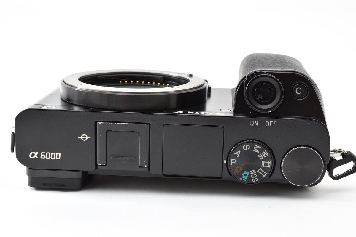 ★良品★ ソニー SONY α6000 ボディ ILCE-6000 ミラーレス一眼 外観良好 ショット数36,071回 小スレ 光学クリア 動作問題なし ★ #9100