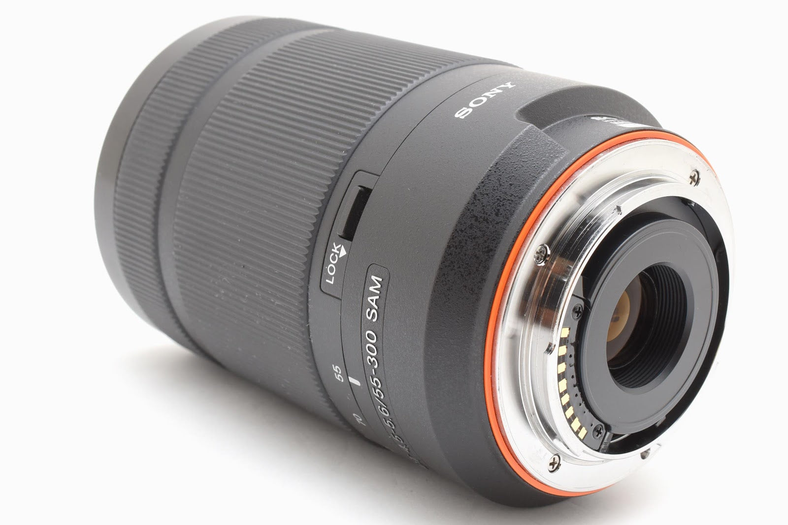 ★美品★ ソニー SONY DT 55-300MM F4.5-5.6 SAM SAL55300 レンズ ★ #8661