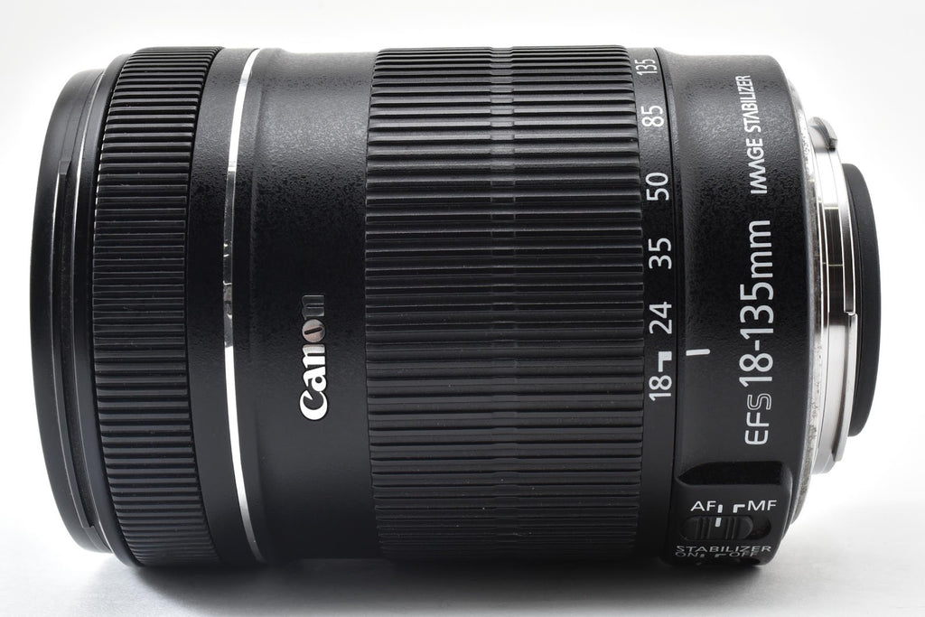 ★美品★ キヤノン CANON EF-S 18-135mm F3.5-5.6 IS 交換レンズ ★ #9161