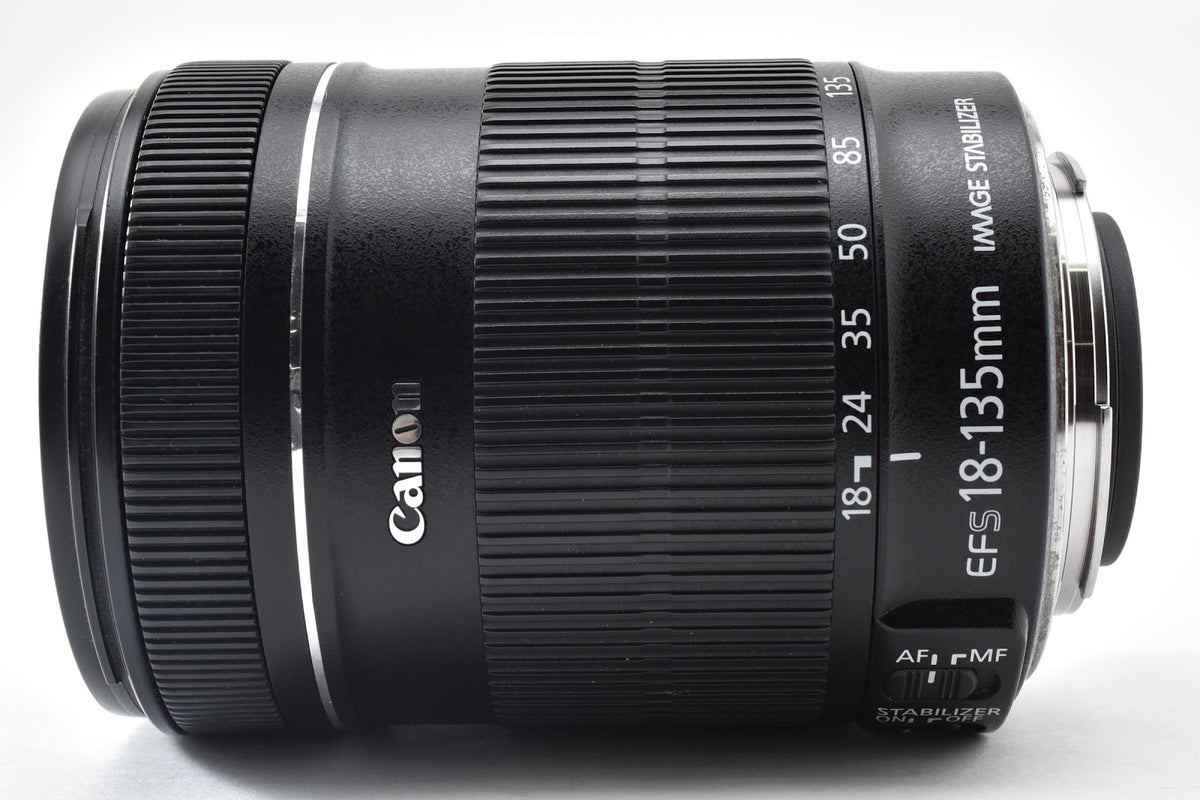 ★美品★ キヤノン CANON EF-S 18-135mm F3.5-5.6 IS 交換レンズ ★ #9161