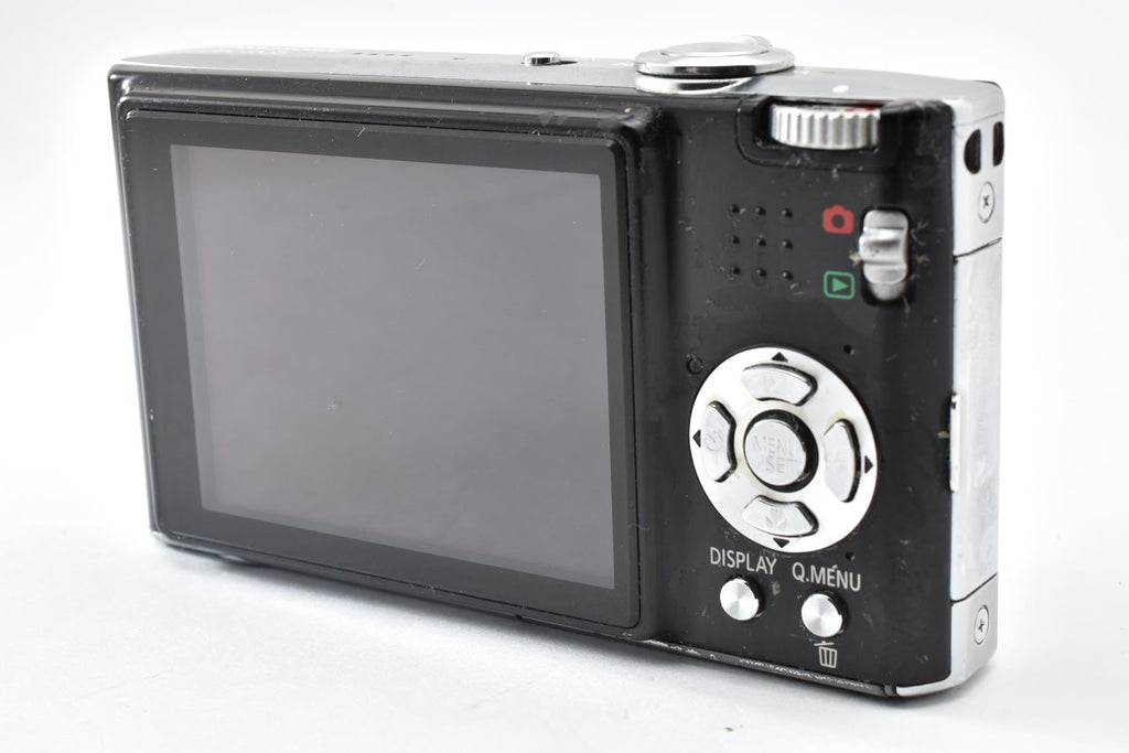 ★ パナソニック Panasonic DMC-FX35 コンパクトデジタルカメラ 動作確認OK 塗装ハゲ・傷・液晶黄ばみも撮影に影響なし ★ #9136