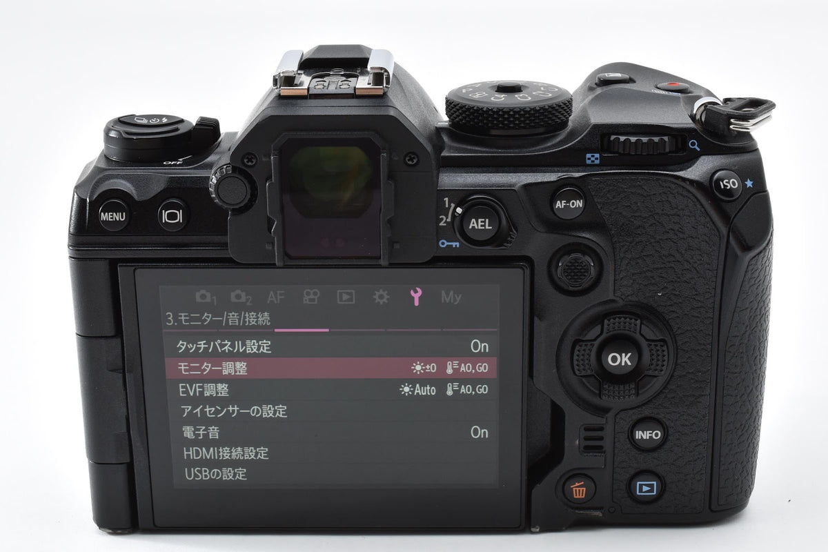 ★美品★ ショット数16094回 OM SYSTEM OM-1 ボディ 元箱付属品充実 ミラーレス一眼  ★ #9386
