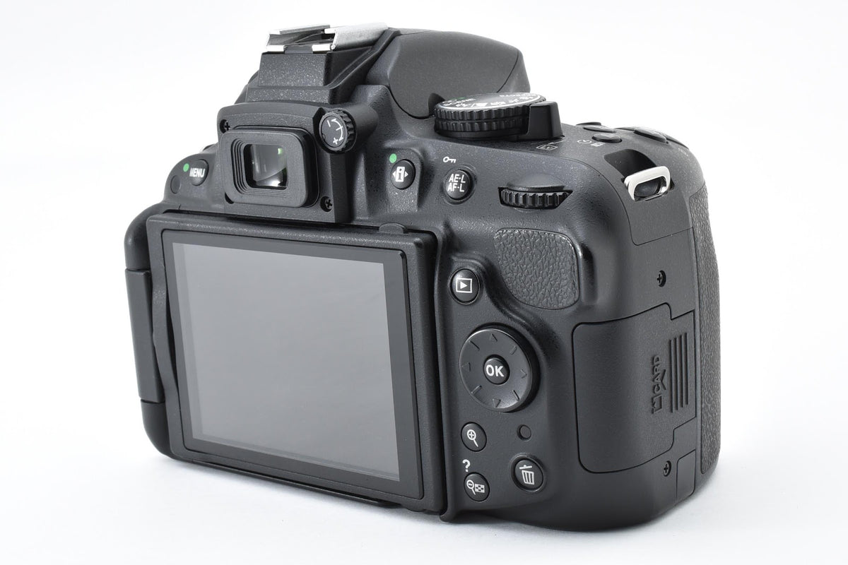 ★美品ショット数21,360回★ ニコン Nikon  D5200 ボディ デジタル一眼レフカメラ ★ #9387