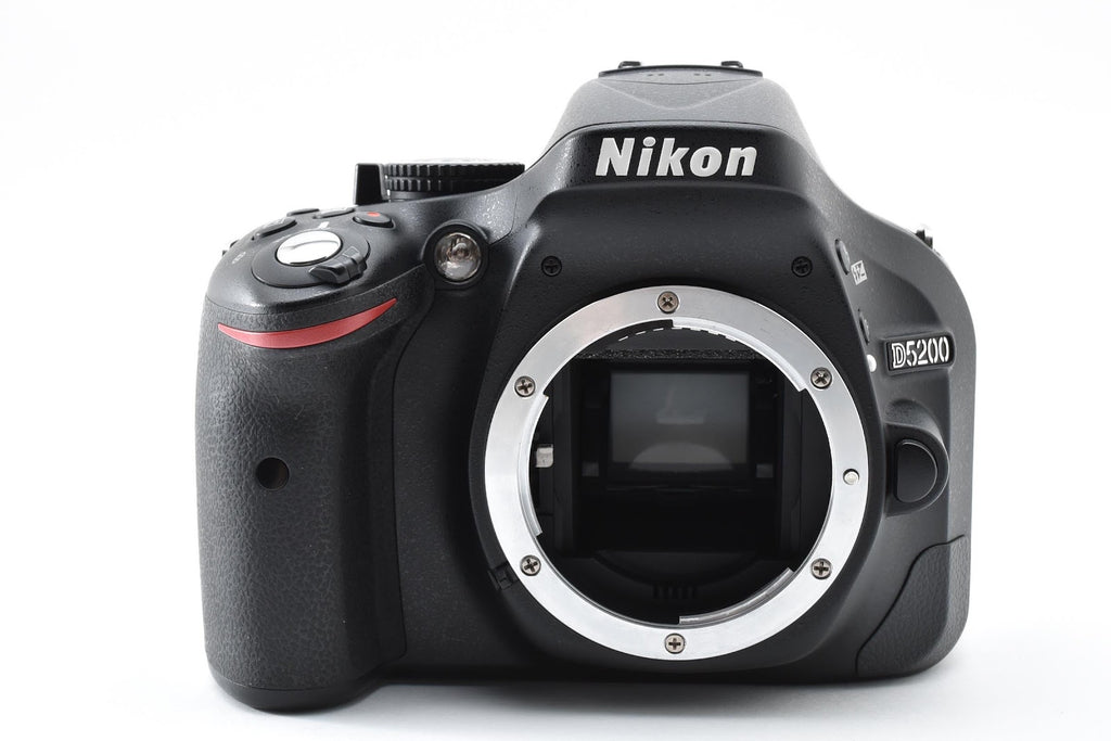 ★美品ショット数21,360回★ ニコン Nikon  D5200 ボディ デジタル一眼レフカメラ ★ #9387