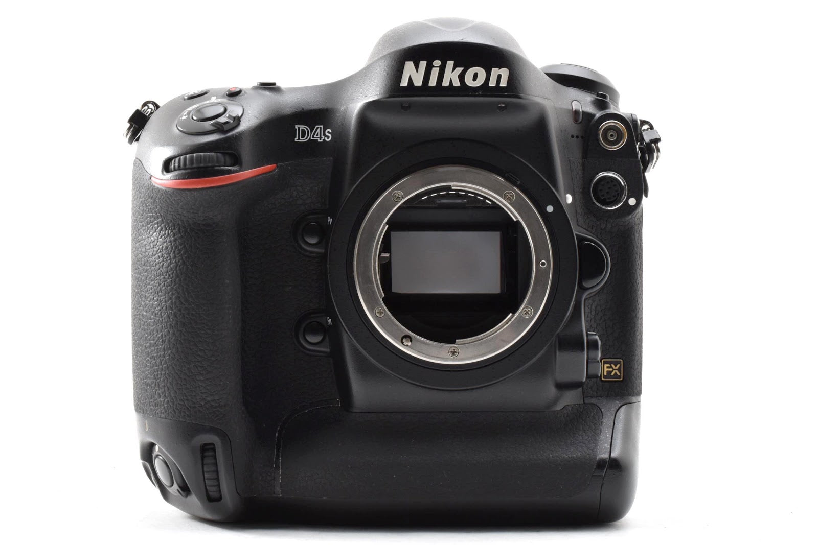 ★美品★ ニコン Nikon D4S ボディ デジタル一眼レフ ショット数175,923回 充電器,ストラップ付き ★ #8885