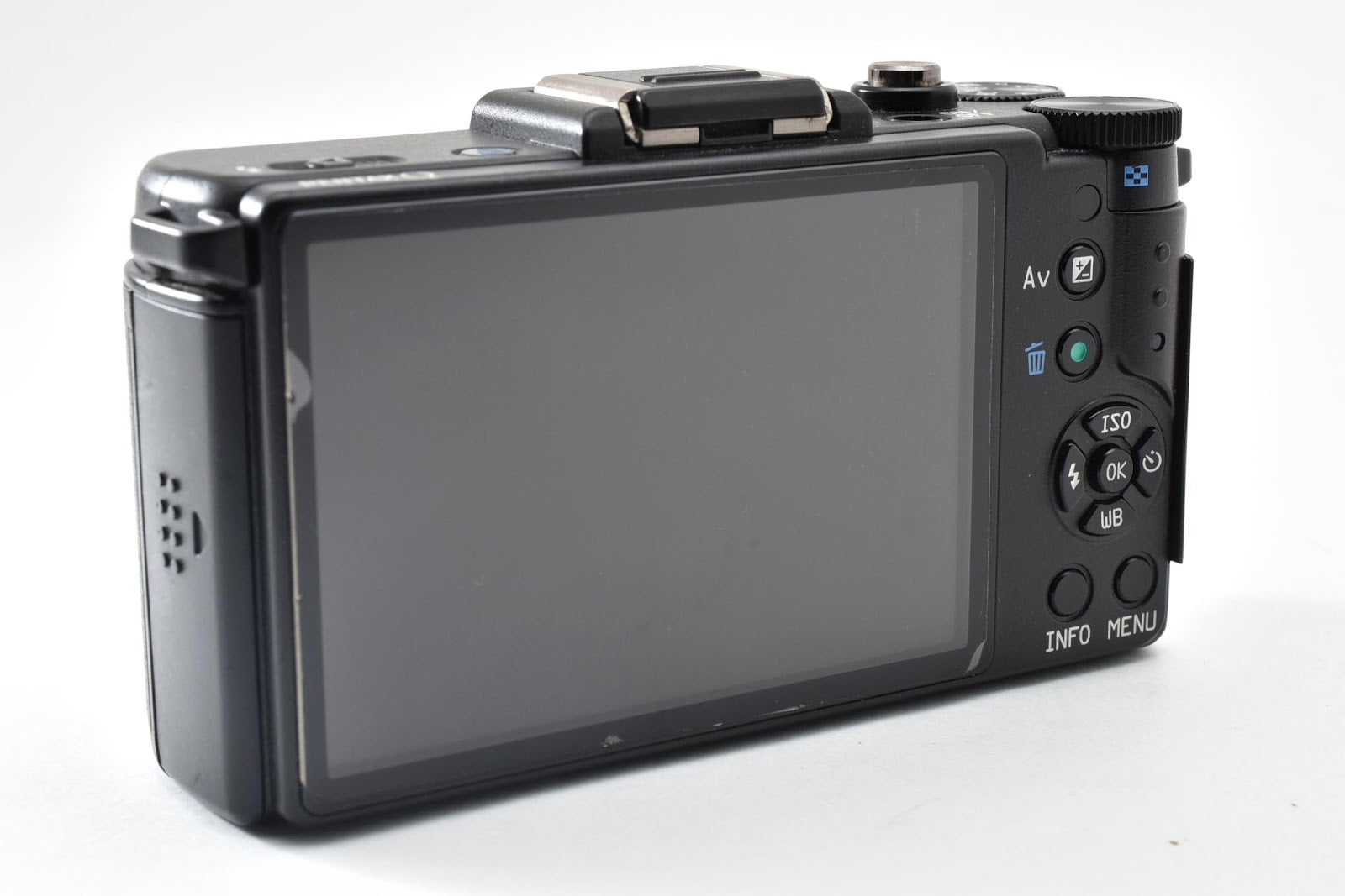 ★良品ショット数2,530回★  ペンタックス PENTAX  Q ボディ ブラック 1240万画素 デジタルカメラ ★ #9142