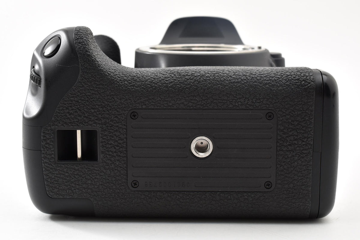 ★良品★ キヤノン CANON EOS KISS X5 デジタル一眼レフ ショット数29862 ボディ ショット数29862回 ★ #9231