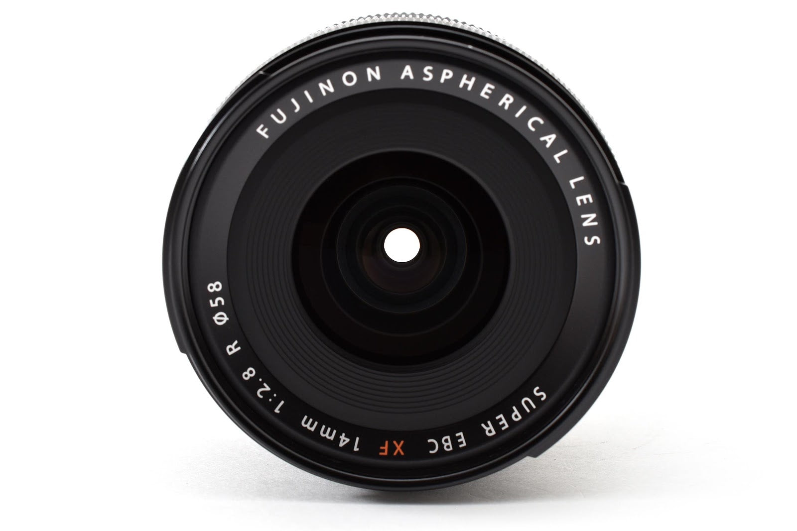 ★良品★ フジフイルム FUJIFILM SUPER EBC XF14mm F2.8 R 単焦点レンズ ★ #8986