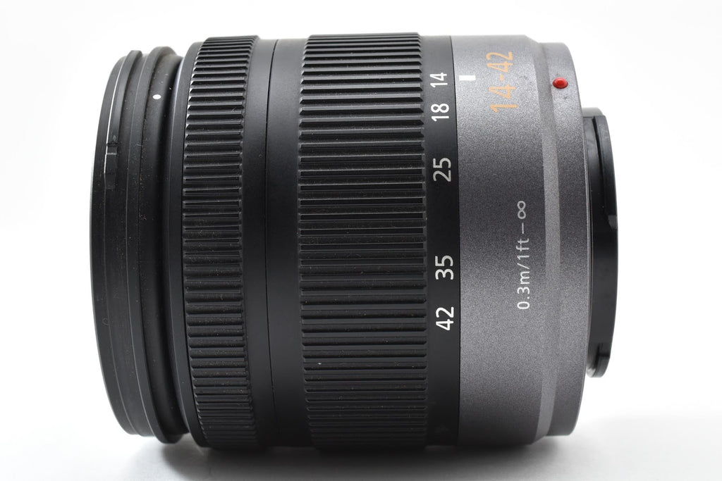 ★良品★ パナソニック Panasonic LUMIX G VARIO 14-42MM F3.5-5.6 ASPH./MEGA O.I.S. (H-FS014042) ★ #9049