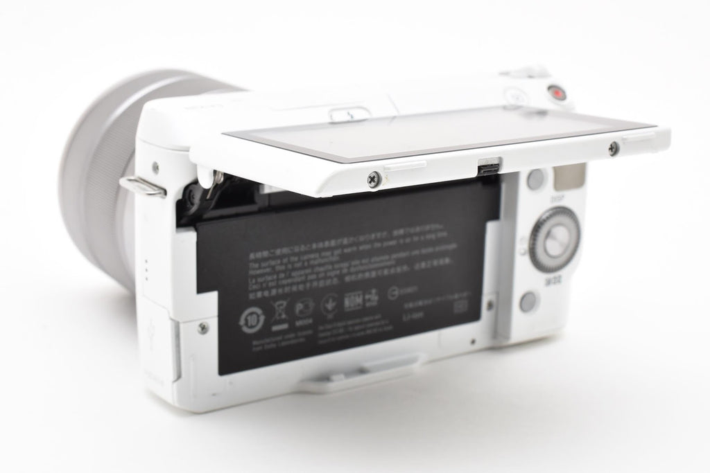 ★良品★ ソニー SONY ショット数22,778回 NEX-F3 18-55MM レンズセット デジタルカメラ ホワイト ★ #9241