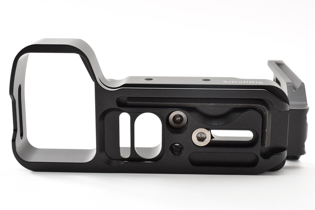 ★美品★ スモールリグ SmallRig 2122 Lブラケット SONY ソニー α9 α7IIIシリーズ用 カメラアクセサリー ★ #9223