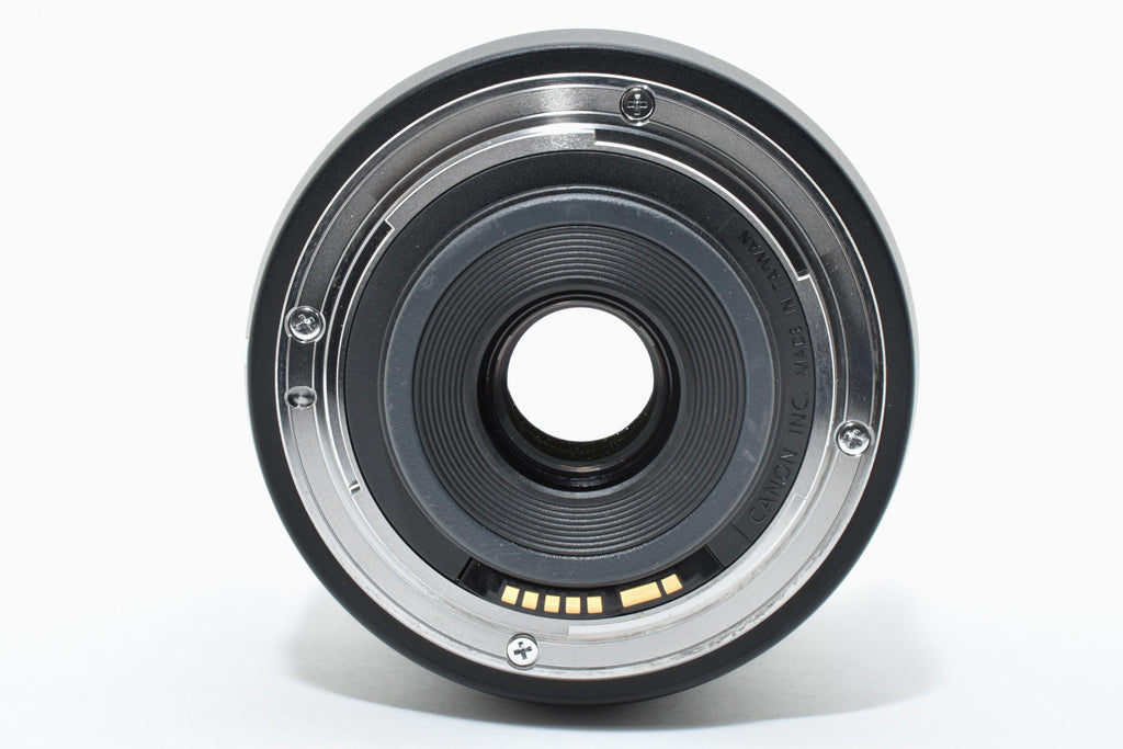 ★美品★ キヤノン Canon EF-S 18-135/3.5-5.6 IS USM ズームレンズ ★ L12#8075