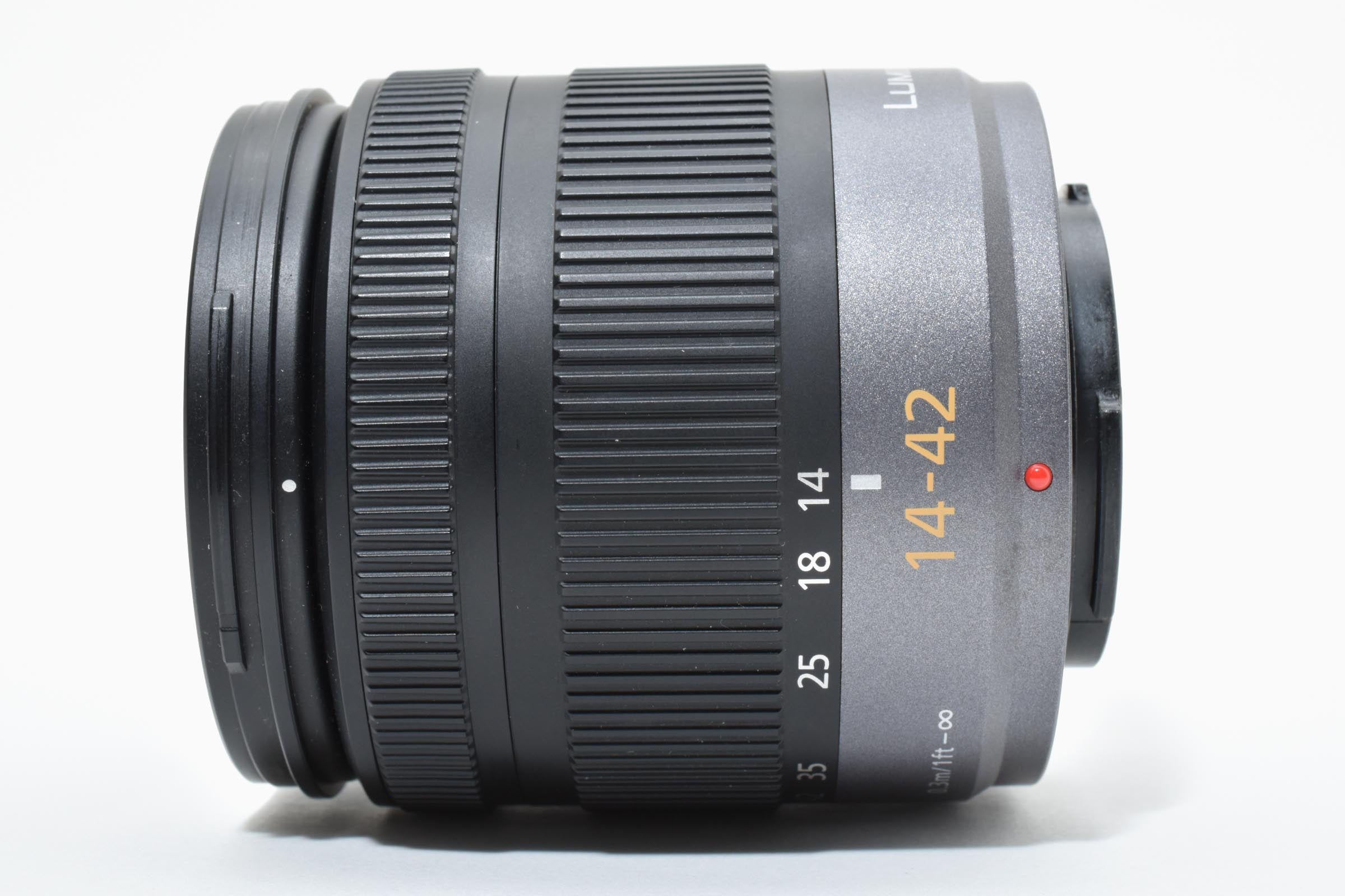 ★美品★ パナソニック Panasonic LUMIX 14-42MM F3.5-5.6 ASPH. 標準ズームレンズ ★ L40#8084