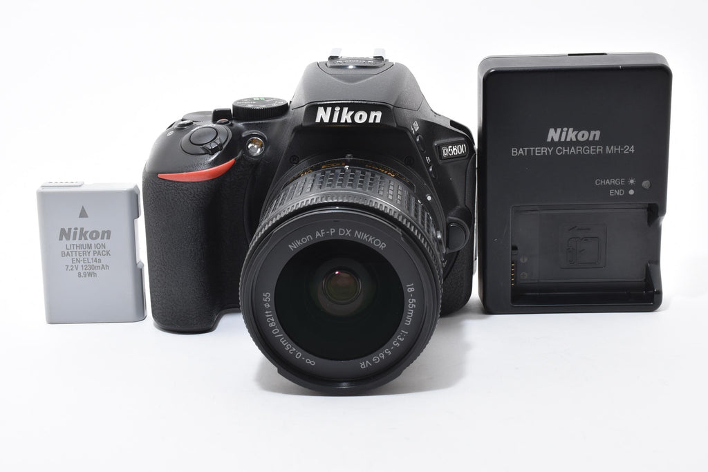 ★美品ショット数14,531 回★ ニコン NIKON D5600 18-55 VR レンズキット デジタル一眼レフ カメラ ★ L38#7664