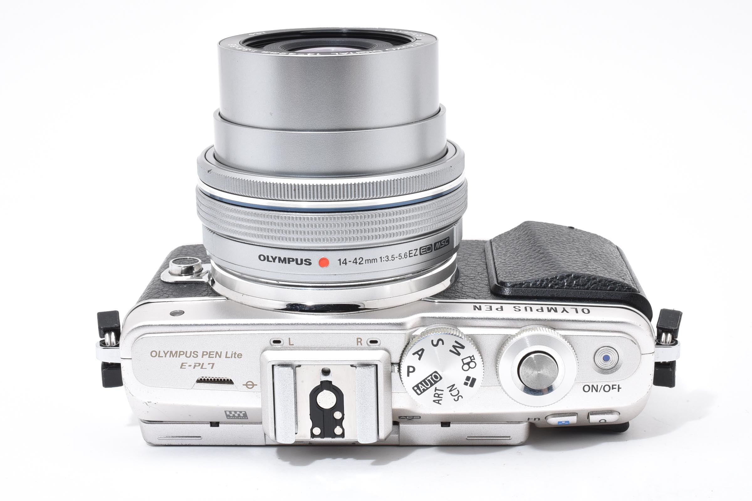 ★美品★ オリンパス Olympus ショット数8290回 PEN LITE E-PL7 14-42MM EZレンズキット ミラーレス一眼 ★ #8378