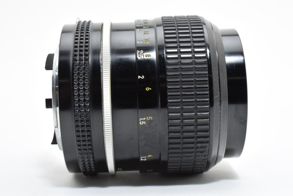 ★美品★ ニコン Nikon NEW NIKKOR 105MM F2.5 非AI フィルムレンズ ★ #8513