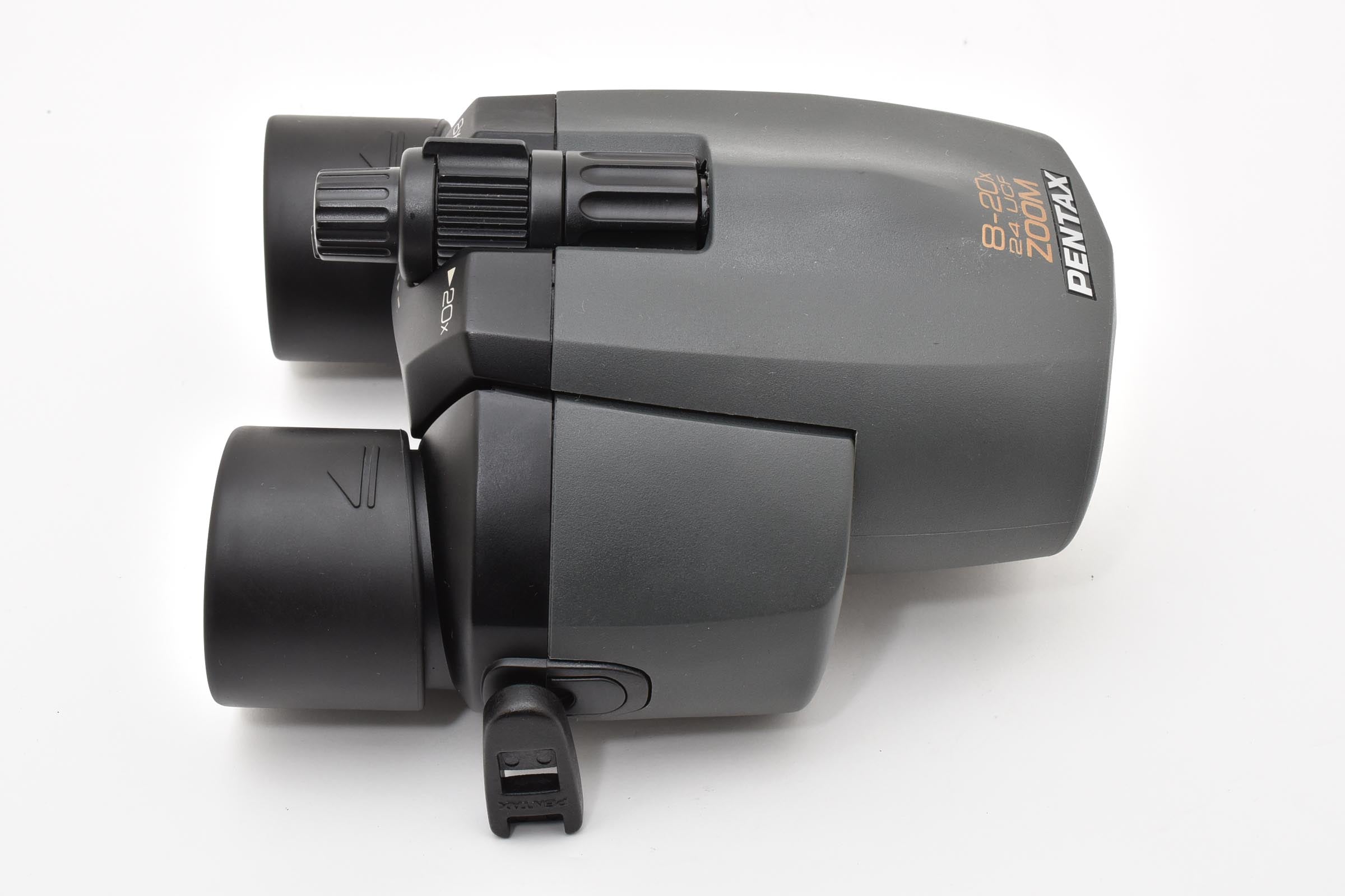 ★良品★ ペンタックス PENTAX 8-20X 24 UCF 双眼鏡 ★ #8559