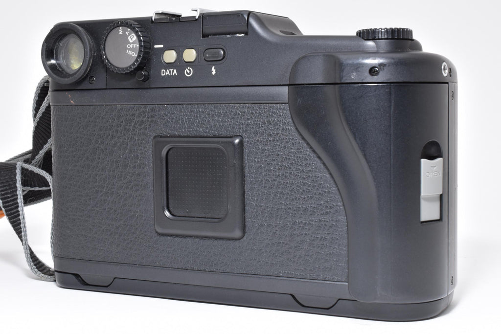 ★美品★ 富士フイルム FUJIFILM GA645 PROFESSIONAL ブラック 中判フィルムカメラ ボディ ★ L10#7901