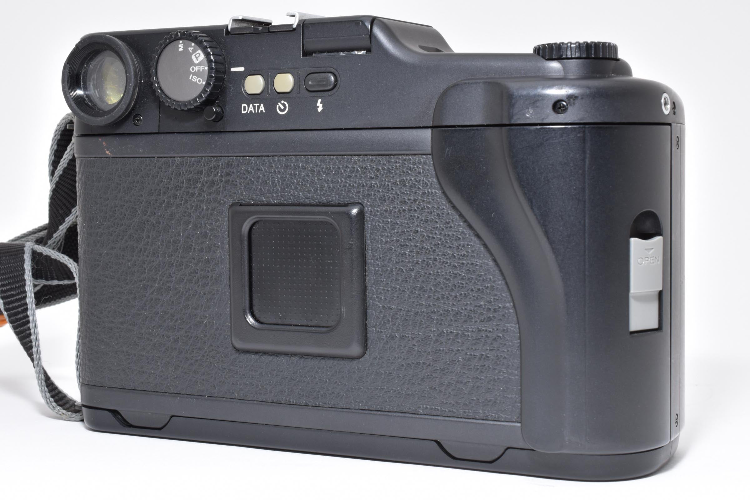 ★美品★ 富士フイルム FUJIFILM GA645 PROFESSIONAL ブラック 中判フィルムカメラ ボディ ★ L10#7901