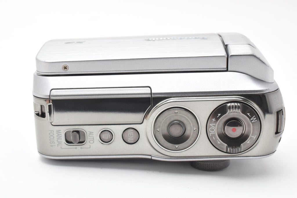★良品★ パナソニック Panasonic SDR-S100-S デジタルビデオカメラ ★ #8460