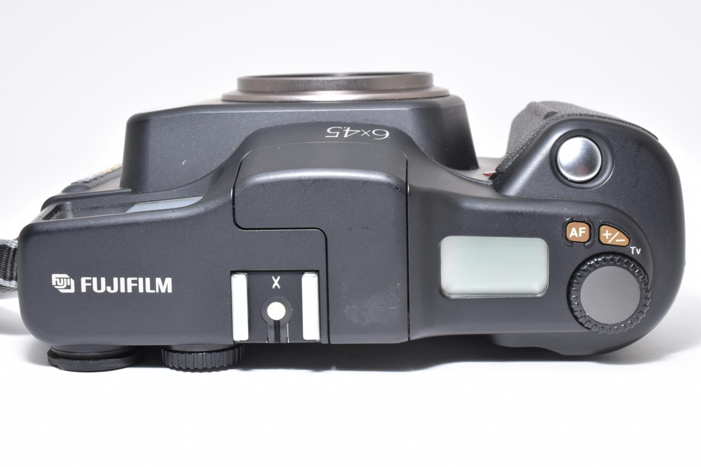 ★美品★ 富士フイルム FUJIFILM GA645 PROFESSIONAL ブラック 中判フィルムカメラ ボディ ★ L10#7901